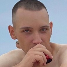 Фотография мужчины Илья, 21 год из г. Тольятти