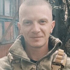 Дмитрий, 32 из г. Снежное.