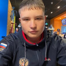 Фотография мужчины Кирилл, 18 лет из г. Новосибирск