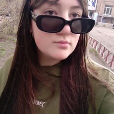 Фотография девушки Елена, 18 лет из г. Черногорск