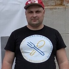 Фотография мужчины Максим, 33 года из г. Новониколаевка