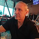 Юрий, 61 год