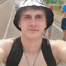 Фотография мужчины Руслан, 22 года из г. Ханты-Мансийск