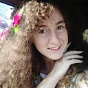 Царица Залина, 28 лет
