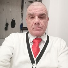 Фотография мужчины Bogdan, 58 лет из г. Pitești