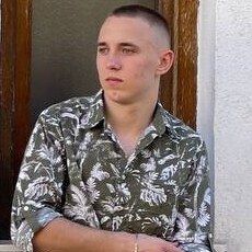 Фотография мужчины Alex, 18 лет из г. Pitești