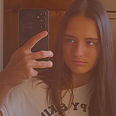 Фотография девушки Lorena, 19 лет из г. Bălgrad