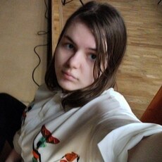 Елизавета, 18 из г. Барнаул.