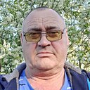 Андрэ, 63 года