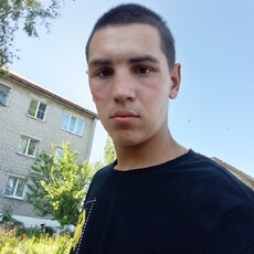 Фотография мужчины Максим, 19 лет из г. Бутурлиновка