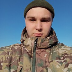 Фотография мужчины Илья, 19 лет из г. Валуйки
