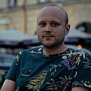 Light, 32 года
