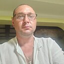 Денис, 42 года