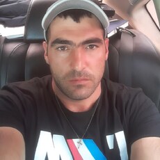 Фотография мужчины Aram, 32 года из г. Енисейск