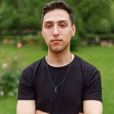 Фотография мужчины Nicolae, 22 года из г. Pitești