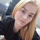 Полина, 22 года