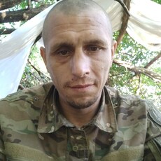 Андрей, 32 из г. Донецк.
