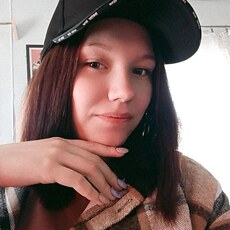 Фотография девушки Елена, 21 год из г. Петровск-Забайкальский