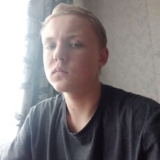 Фотография мужчины Александер, 18 лет из г. Южно-Сахалинск