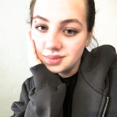Фотография девушки Лиза, 18 лет из г. Москва
