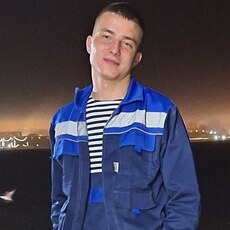 Фотография мужчины Дмитрий, 22 года из г. Владивосток