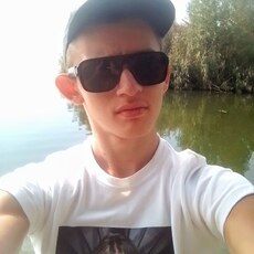 Фотография мужчины Дмитрий, 18 лет из г. Калач-на-Дону