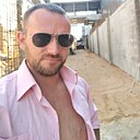 Виктор, 33 года