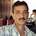 Alex, 59 лет