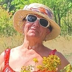 Фотография девушки Лада, 65 лет из г. Саратов