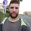 Роман, 33 года