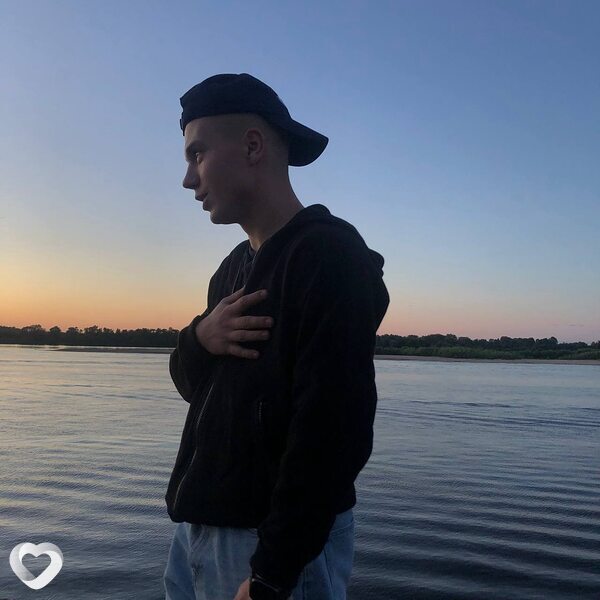 Парни найти 23. Красивые парни 20 лет русские. Парни найти 23. Красивые парни. Красивые парни москвы.