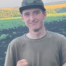 Фотография мужчины Максим, 20 лет из г. Краснозаводск