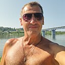 Lobio, 54 года