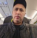Бунёд, 38 лет