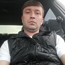 Oybek, 34 года