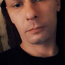 Ден, 32 года