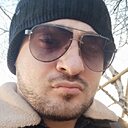 David B, 34 года