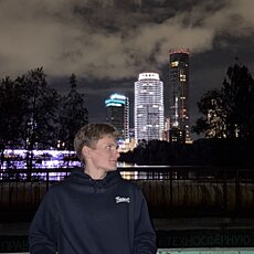 Фотография мужчины Арсений, 20 лет из г. Серов