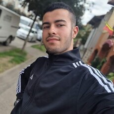 Фотография мужчины Bogdan, 23 года из г. Paşcani