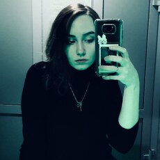 Фотография девушки Алиса, 19 лет из г. Нижневартовск
