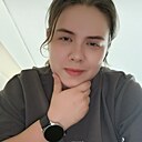 Полина, 23 года