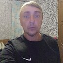 Лев, 40 лет