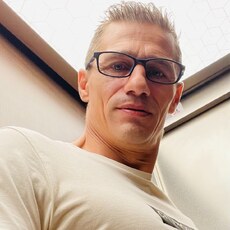 Фотография мужчины Cristian Brd, 44 года из г. București