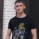 Ден, 32 года