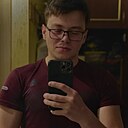 Макс, 24 года