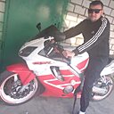 Макс, 33 года