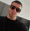 Денис, 33 года