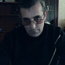 Арташес Ванесян, 62 года