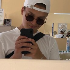 Фотография мужчины Никита, 20 лет из г. Санкт-Петербург