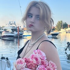 Арина, 18 из г. Саратов.